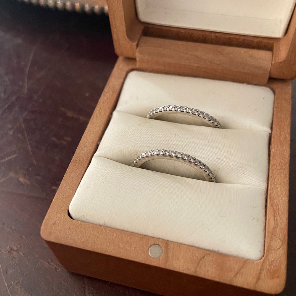 Elegant Silver Women's Ring
